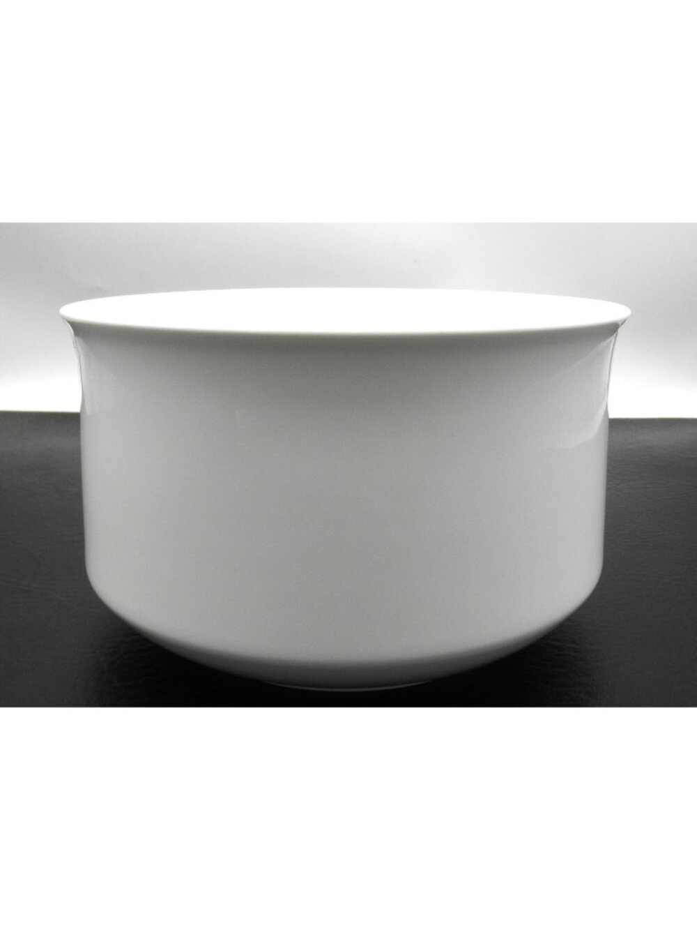 Hutschenreuther Bianca Scala Glossy 6 Inch Vegetable Serving Bowl Excellent!